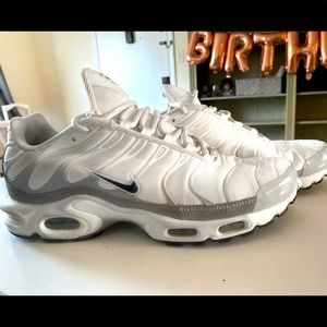 Men’s Nike Tune 1 Sneakers